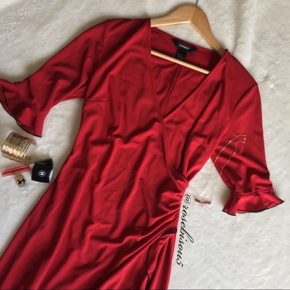 Express Dresses & Skirts - 🌹🆕{EXPRESS} Rouched Wrap Waist 3/4 Sleeve Midi